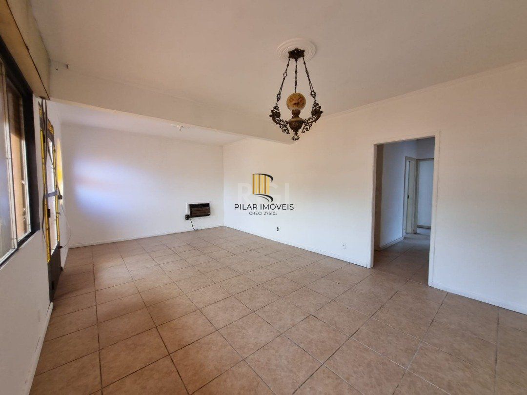 Casa 3 dormitórios no bairro Cristal