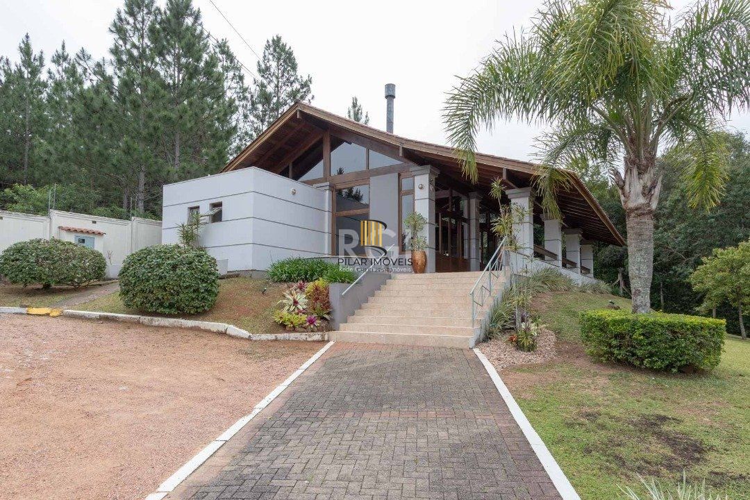 Casa para Venda com 4 dormitórios no bairro Hípica