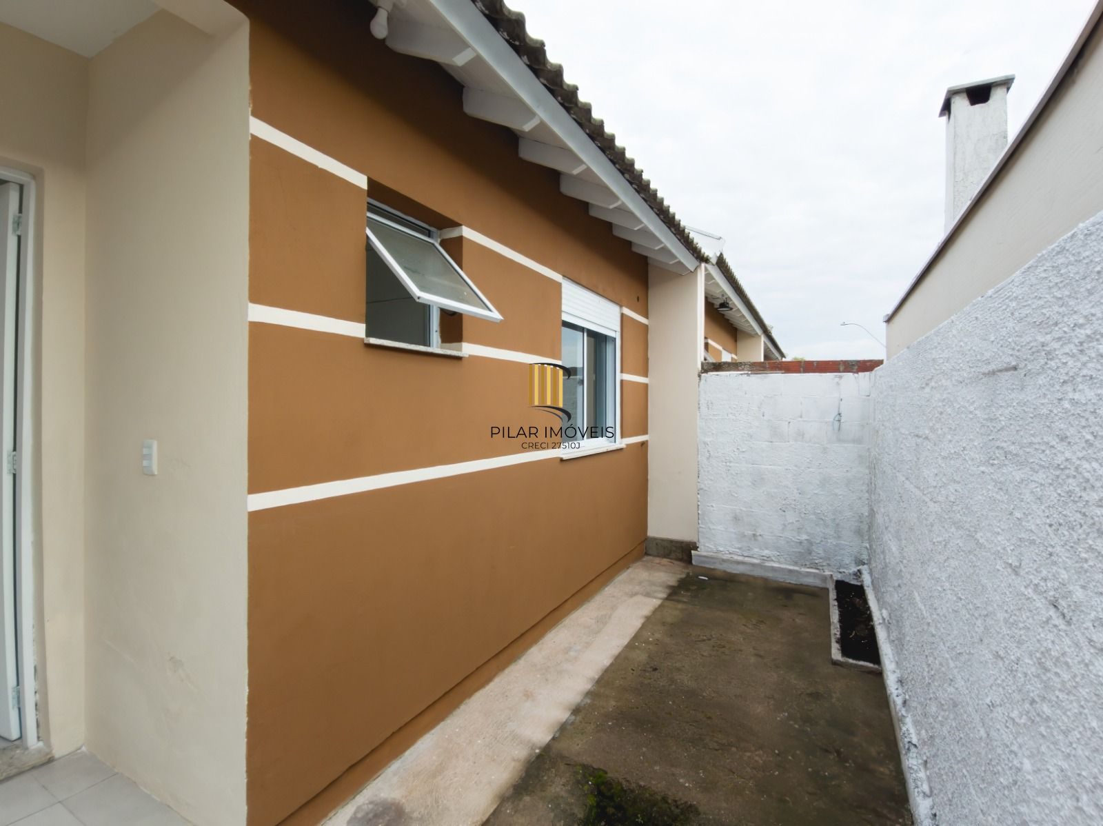 Casa nova em Cachoeirinha!