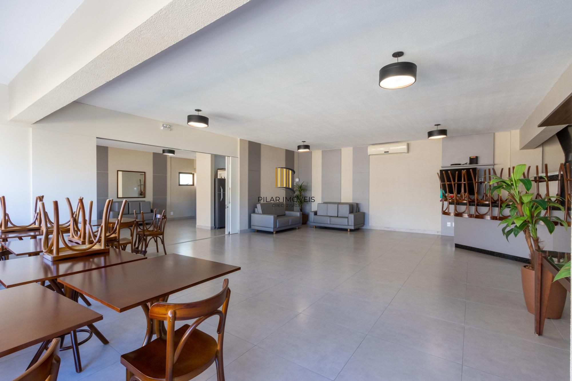Apartamento 3 dormitórios no bairro Cristal