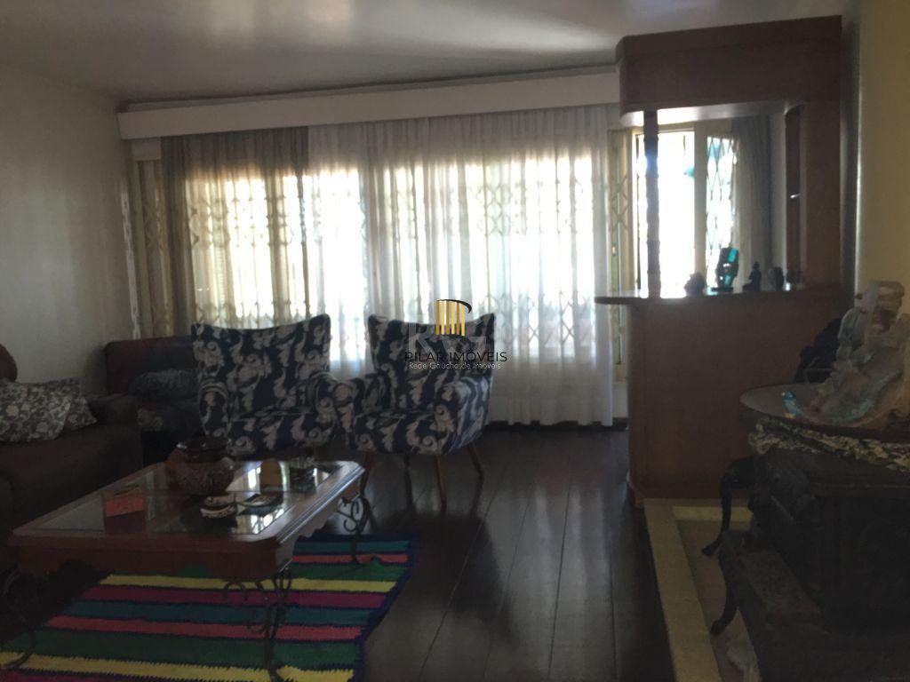Casa 3 dormitórios no bairro Cavalhada