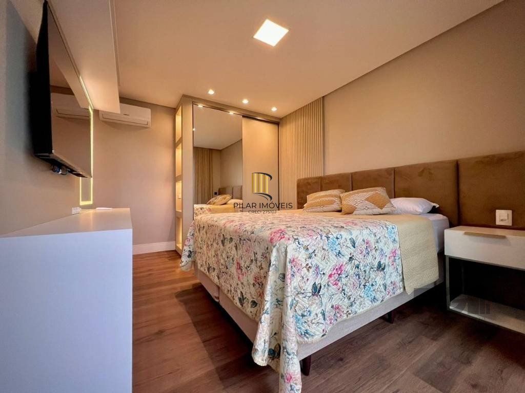 Casa de Condomínio 5 dormitórios no bairro Santa Luzia