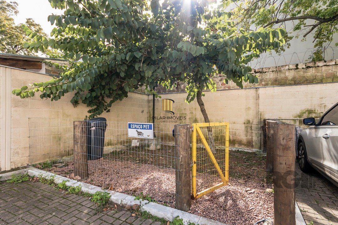 Apartamento  com 2 quartos e 1 banheiro no total