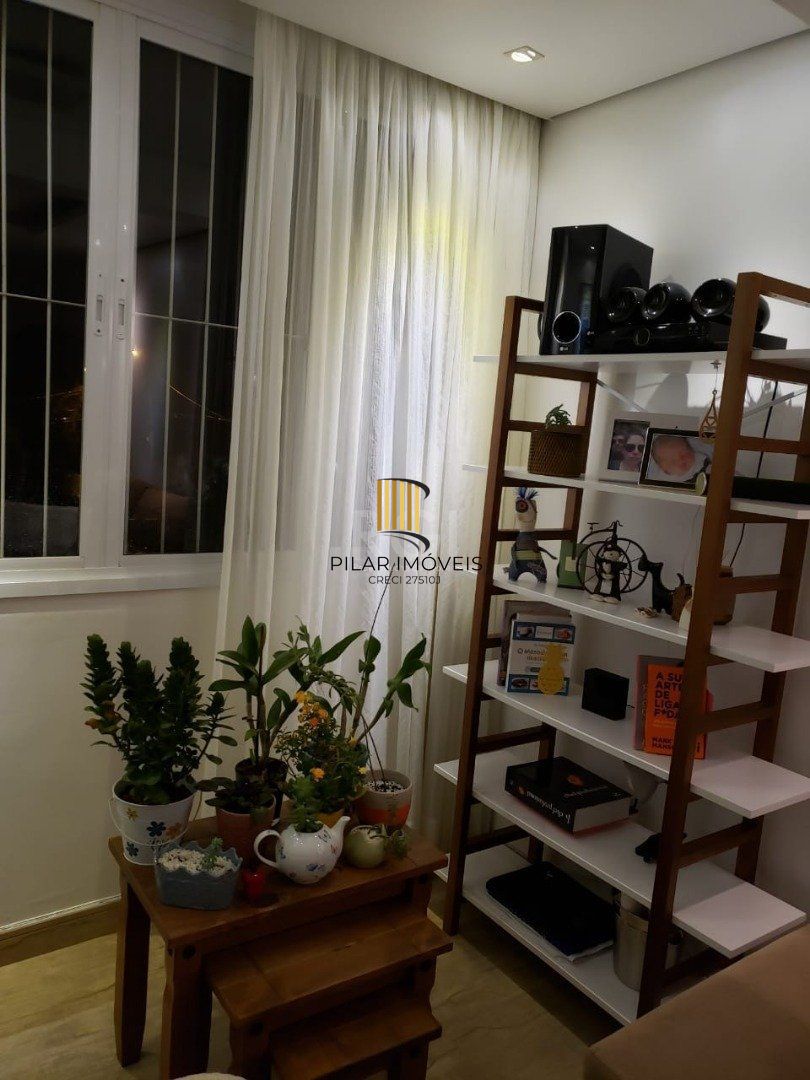 Apartamento para Venda - 41.74m², 1 dormitório, 1 vaga - Partenon