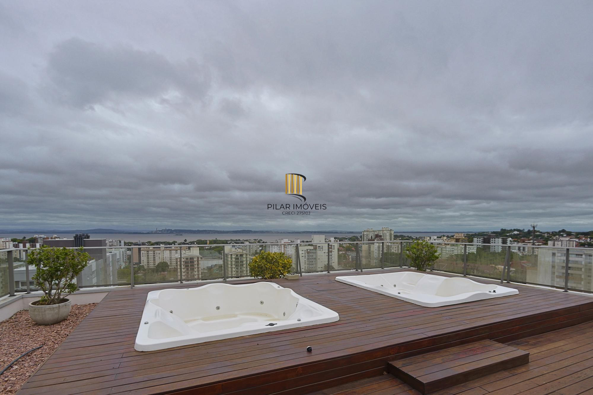 Apartamento com 217m² e 3 dormitórios no bairro Tristeza em PORTO ALEGRE para Comprar