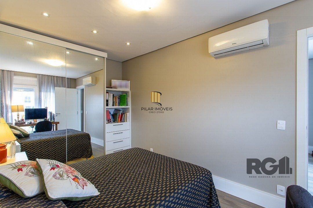 Casa de Condomínio 3 dormitórios no bairro Belém Novo