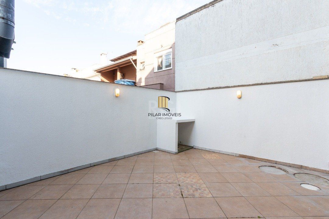 Casa para Venda - 178.4m², 3 dormitórios, sendo 1 suites, 2 vagas - Hípica