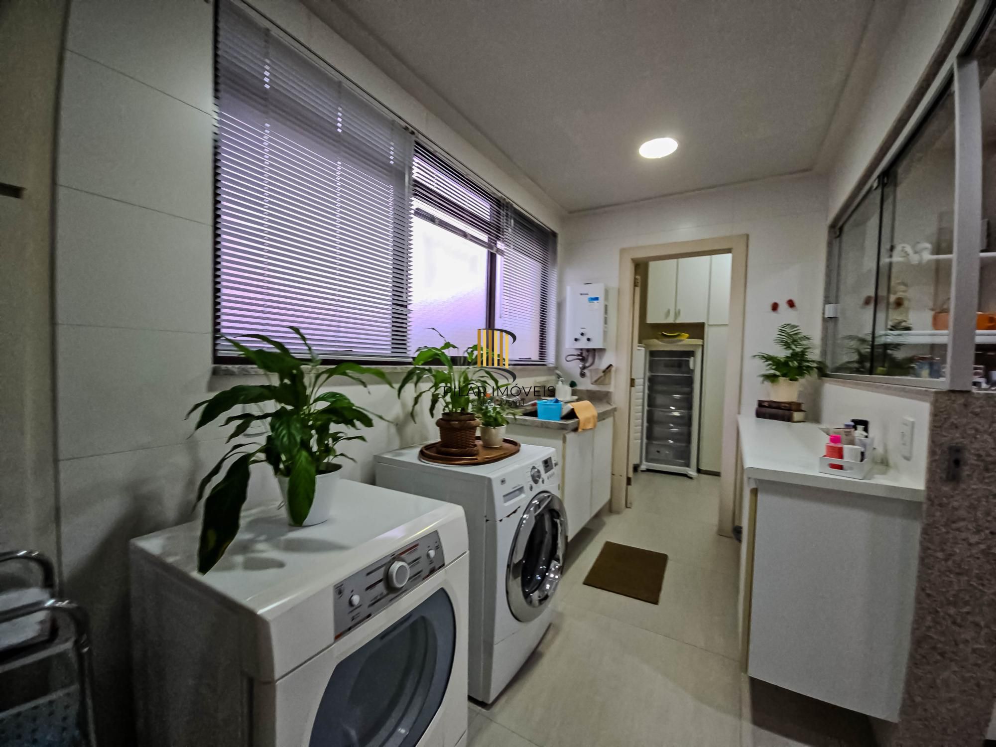 Apartamento 3 dormitórios no bairro Auxiliadora