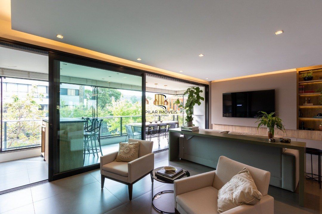 Apartamento para Venda - 164m², 3 dormitórios, sendo 3 suites, 3 vagas - Pedra Redonda