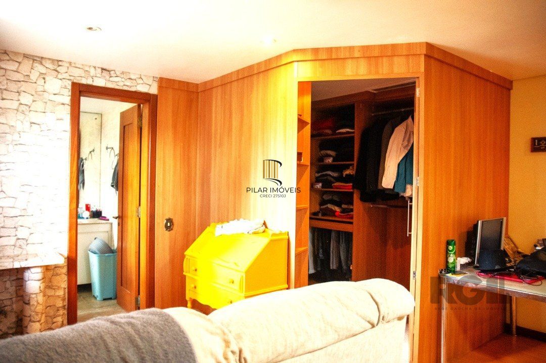xcelente cobertura, 3 dormitórios, 1 suíte, (atualmente 3, ampliada suíte do casal),