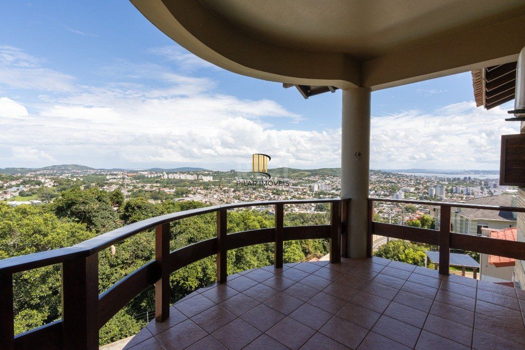 Casa de Condomínio 4 dormitórios no bairro Nonoai