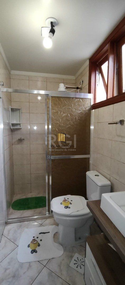 Casa para Venda - 180m², 4 dormitórios, sendo 1 suites, 3 vagas - Campo Novo