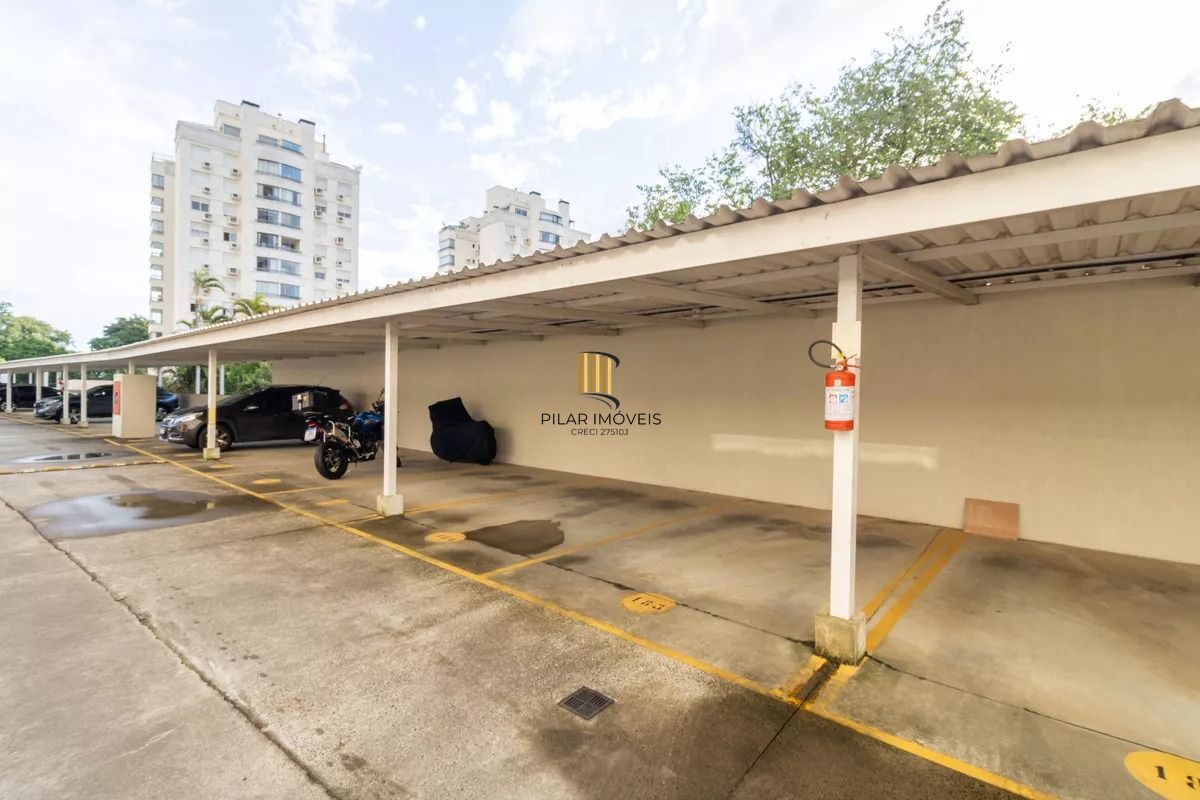 Apartamento à venda com 70m², 2 quartos e 1 vaga no bairro Jardim Botânico