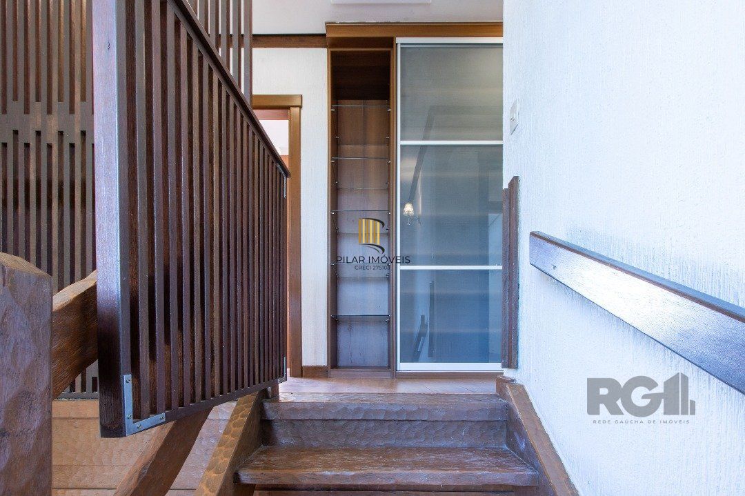 Casa de Condomínio 3 dormitórios no bairro Belém Novo