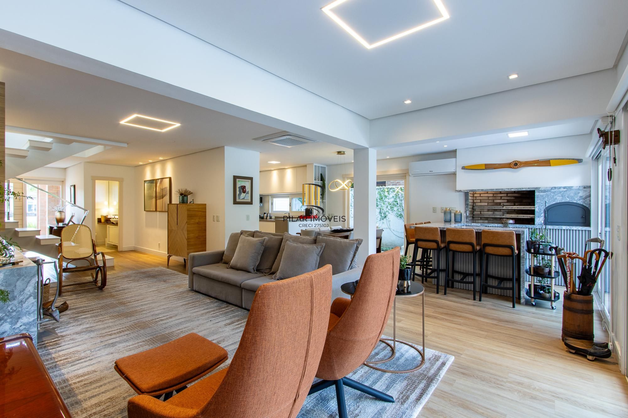 Casa no Condominio Terra Ville, com 3 quartos, piscina aquecida, espera elevador