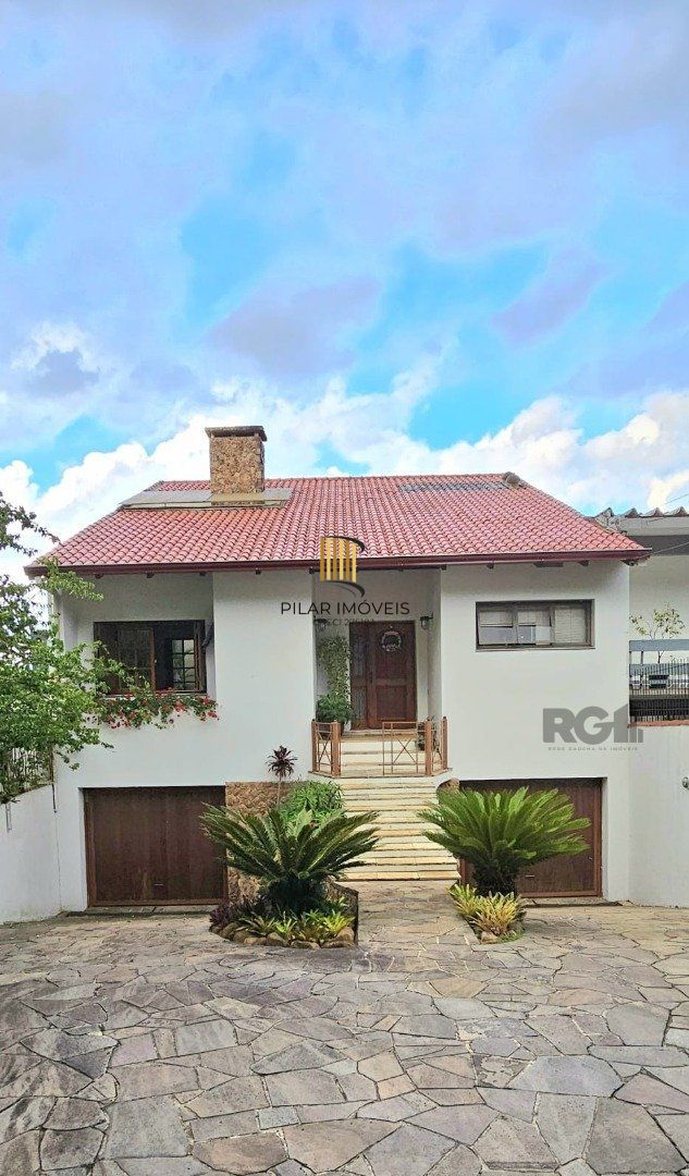 Casa para Venda - 350m², 5 dormitórios, sendo 1 suite, 6vagas - Cristal - Pilar Imóveis