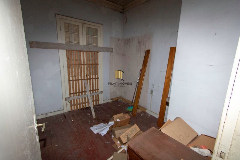 Casa para Venda - 144m², 5 dormitórios, Independência