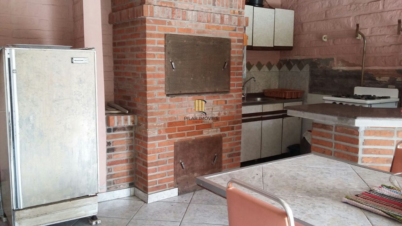 Casa 3 dormitórios no bairro Centro