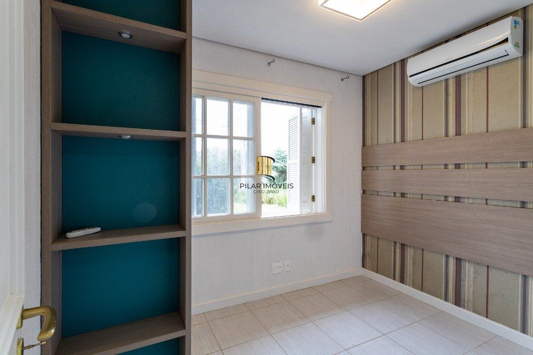 Casa Condominio para Venda - 348m², 3 dormitórios, sendo 1 suites, 2 vagas - Terra Ville