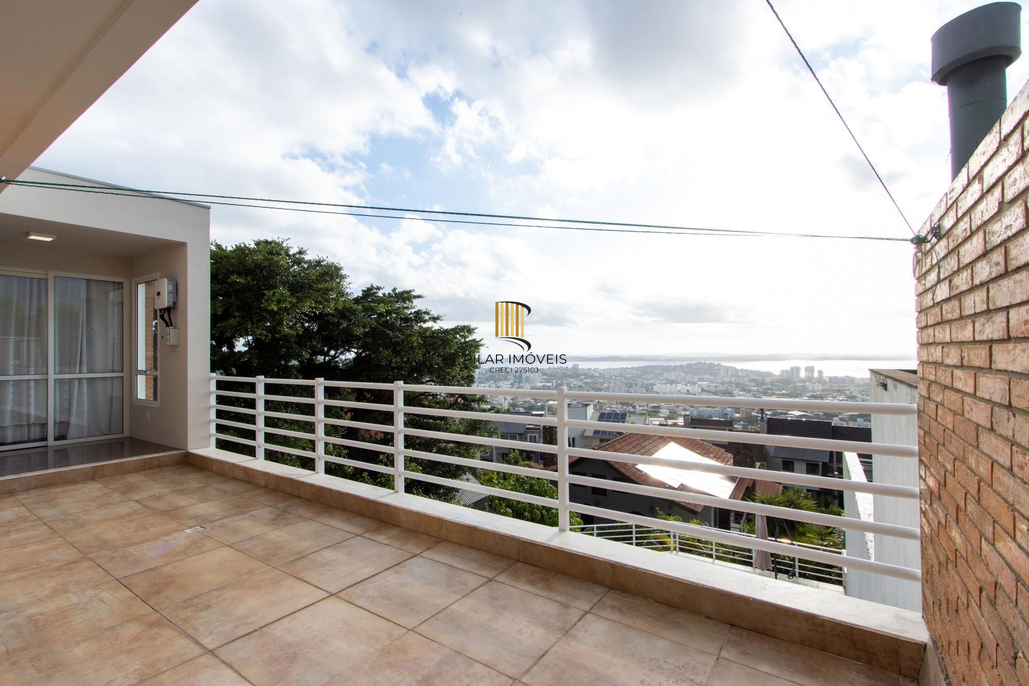 Casa 4 dormitórios com elevador