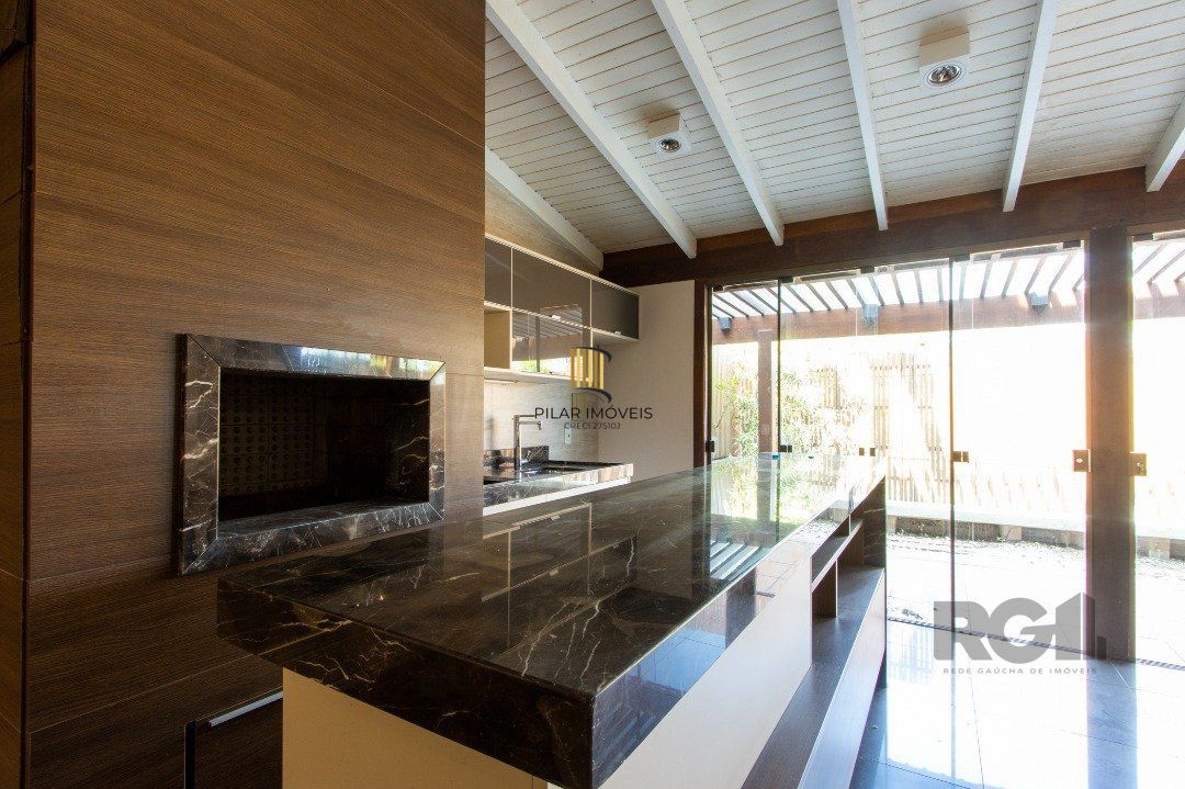 Casa Condominio para Venda - 384.33m², 3 dormitórios, sendo 1 suites, 3 vagas - Cristal