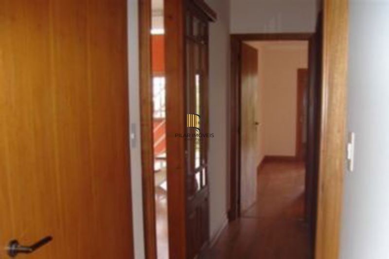 Casa para Venda - 270m², 3 dormitórios, sendo 1 suites, Vila Nova