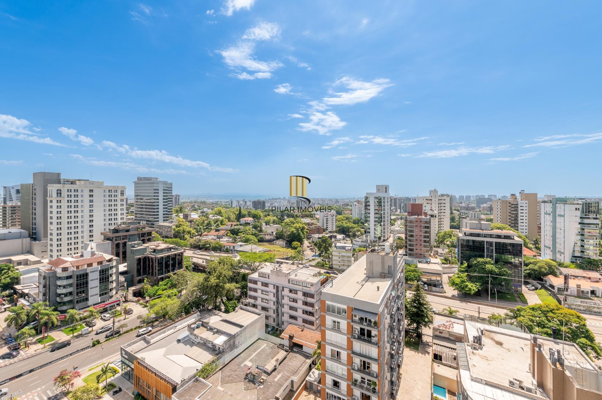 Apartamento com 204m², 3 dorm, 5 vagas no Petrópolis