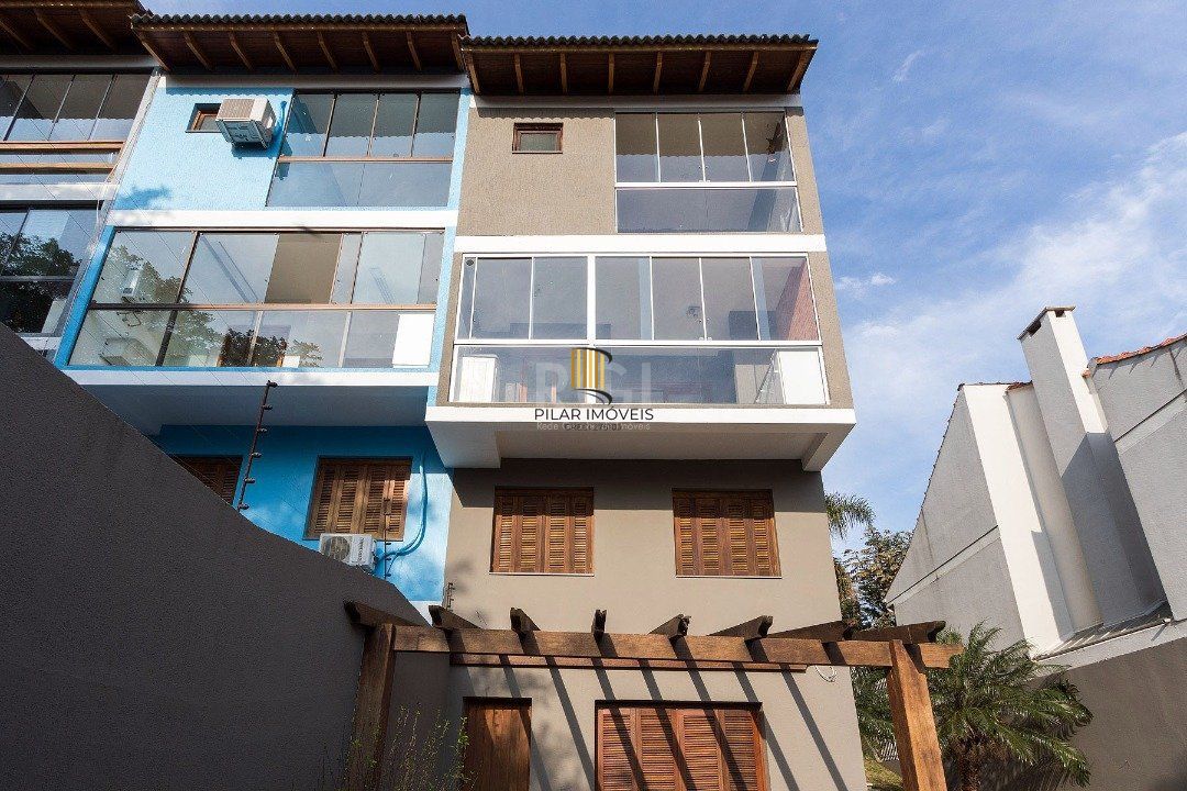 Casa Condominio para Venda - 262.98m², 3 dormitórios, sendo 1 suites, 2 vagas - Imperial Parque