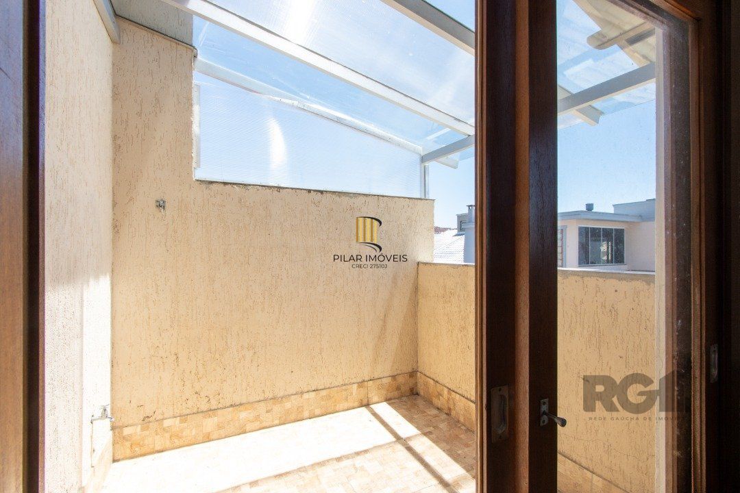 Casa para Venda - 135m², 3 dormitórios, sendo 1 suites, Hípica