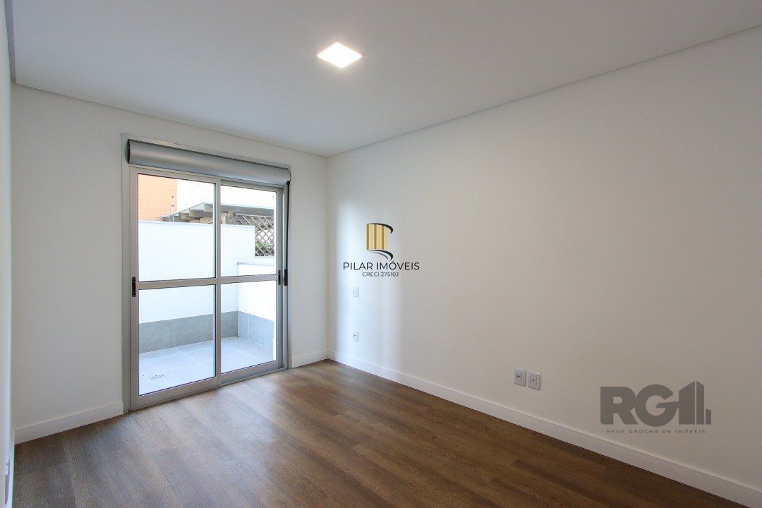Apartamento em Porto Alegre no Bairro Petrópolis, de 1 quarto, GARDEN , semi mobiliado