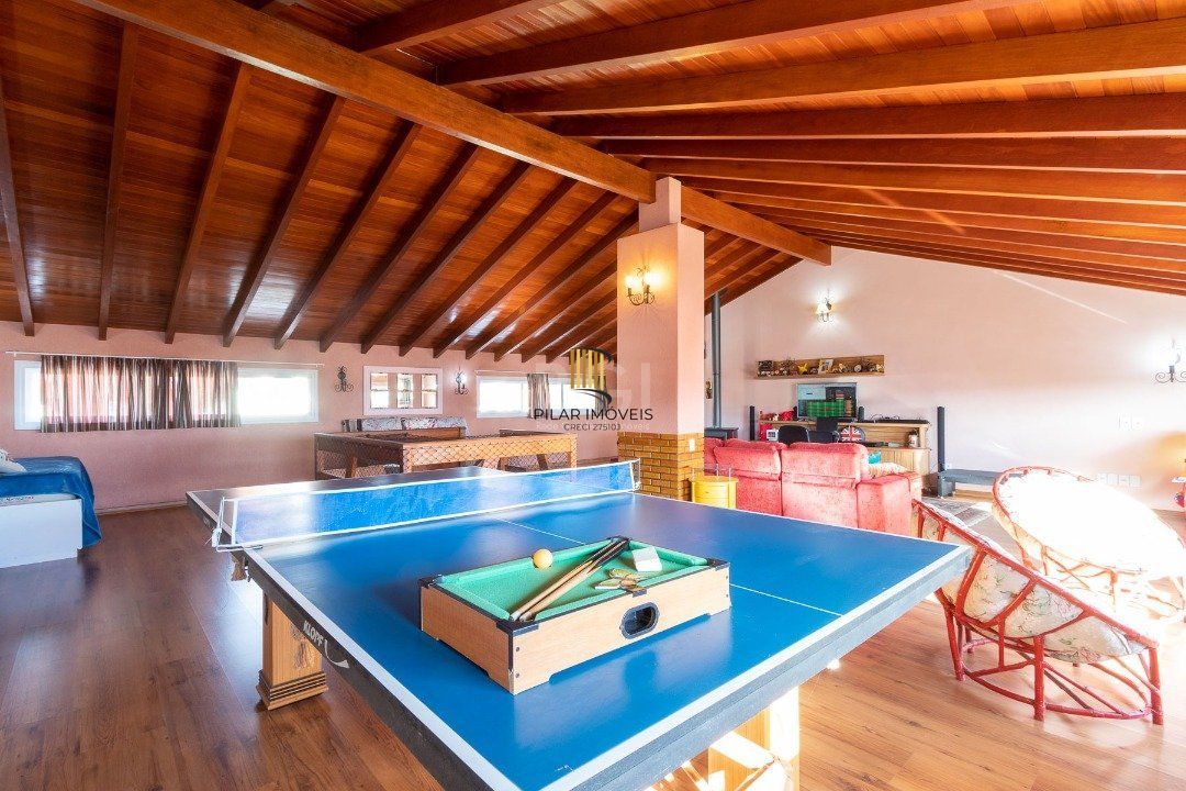 Casa para Venda - 342m², 3 dormitórios, sendo 2 suites, 2 vagas - Espírito Santo