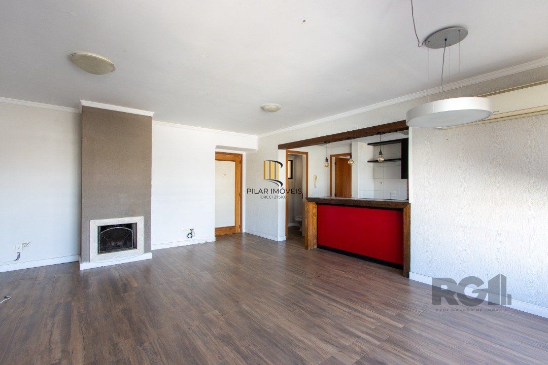 Apartamento de 3 dormitórios, sendo 1 suíte, 1 vaga de garagem, infra completa no bairro Tristeza