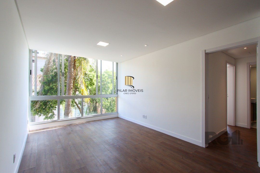 Apartamento em Porto Alegre no Bairro Petrópolis, de 2 quartos, GARDEN , semi mobiliado