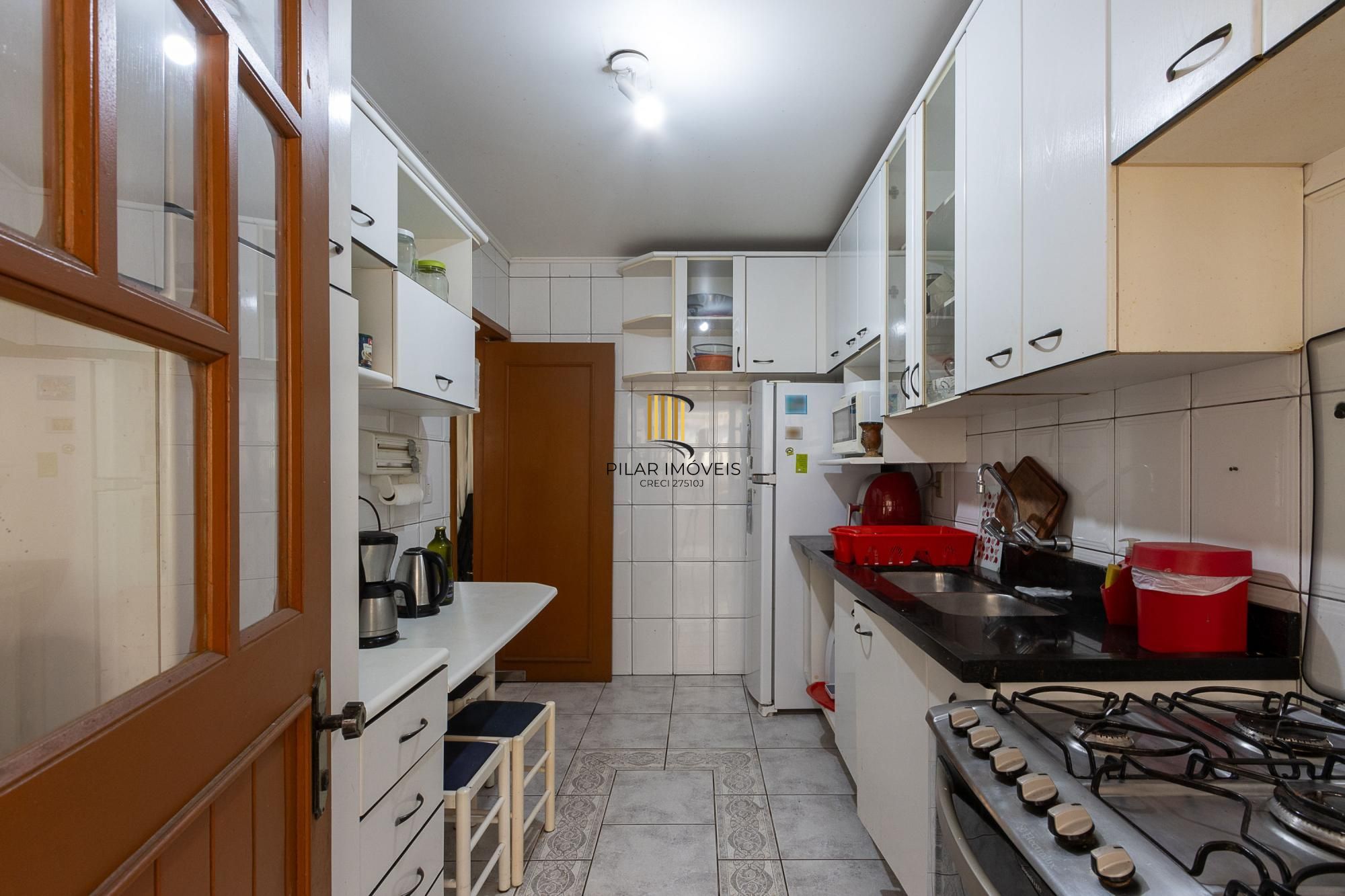 Casa 3 dormitórios no bairro Espírito Santo