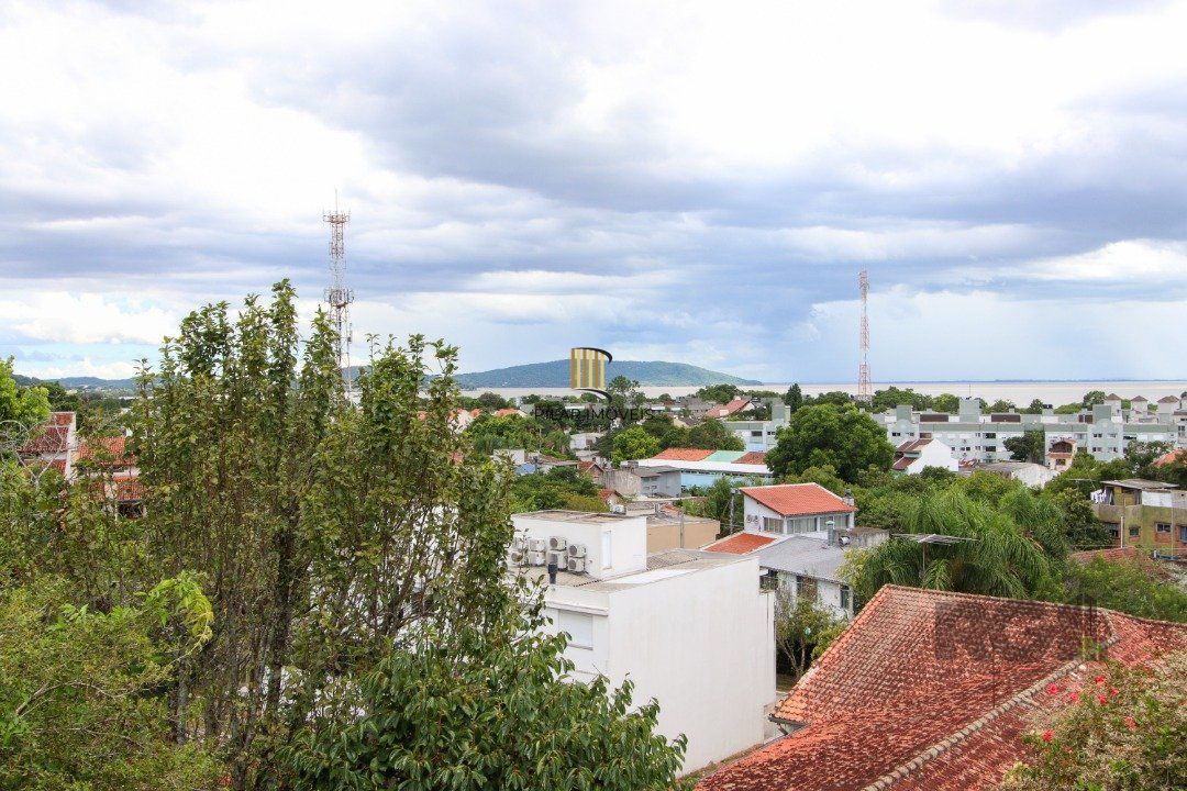 Casa para Venda - 393m², 4 dormitórios, sendo 2 suites, 4 vagas - Ipanema