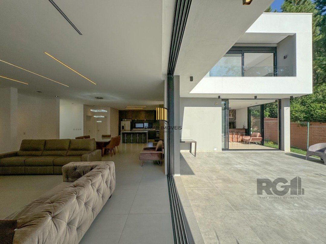 Casa Condominio para Venda - 340m², 4 dormitórios, sendo 4 suites, 4 vagas - Alphaville - Pilar Imóveis