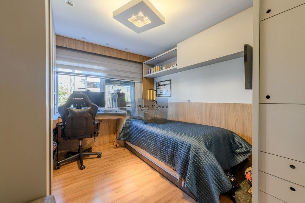 **Apartamento de 3 Quartos com 2 Suítes e 2 Vagas de Garagem na Tristeza, Porto Alegre, RS**