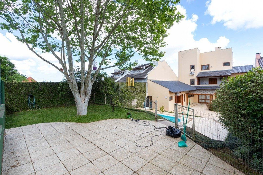 Casa para Venda - 358.78m², 3 dormitórios, sendo 1 suites, 3 vagas - Jardim Isabel