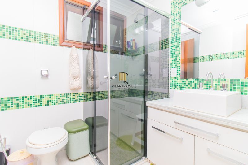 Cobertura Exclusiva com Vista Privilegiada no Coração do Bairro Moinhos de Vento