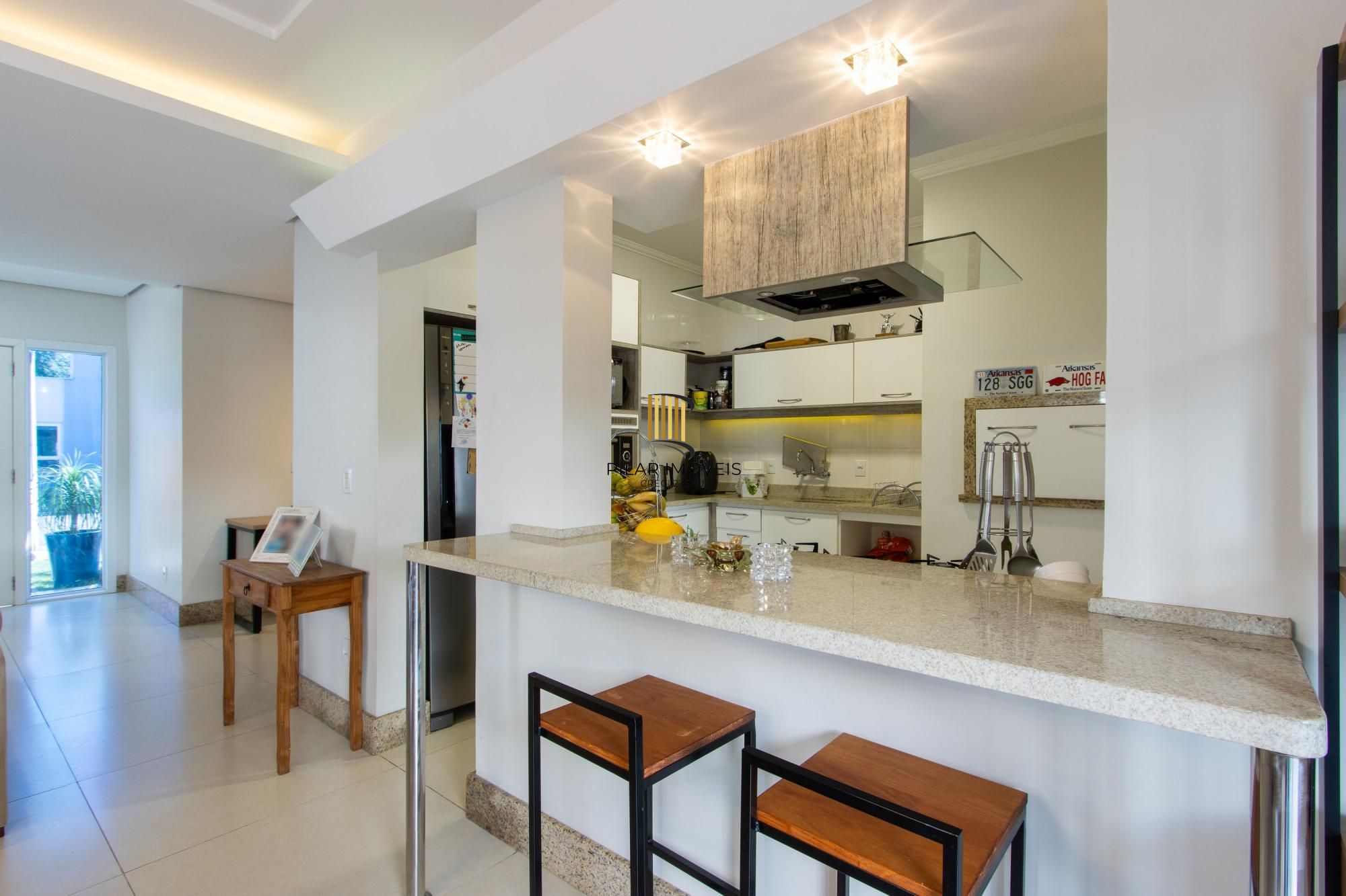 Casa de Condomínio 3 dormitórios no bairro Hípica