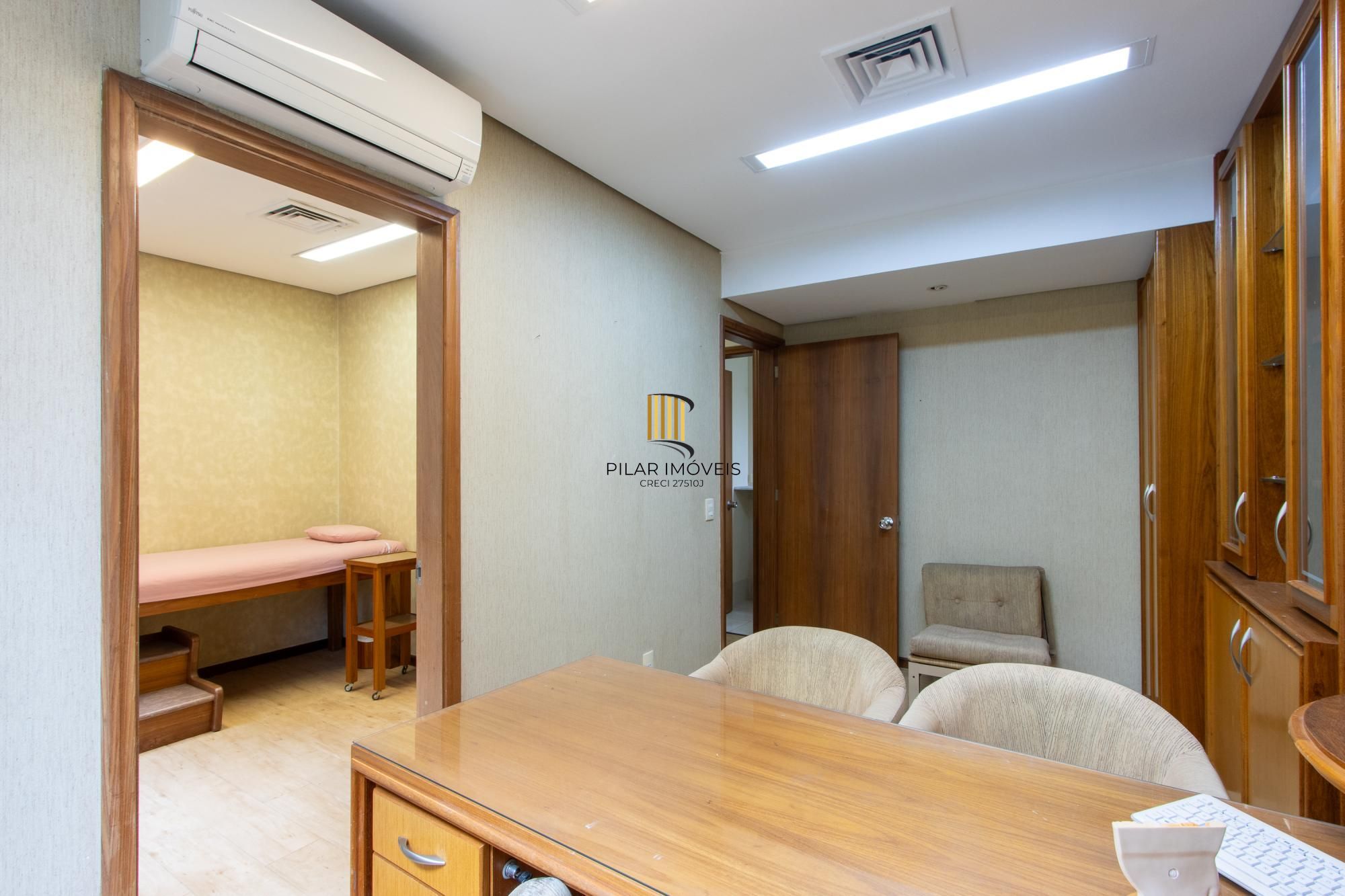 Conjunto comercial na Moinhos de Vento.