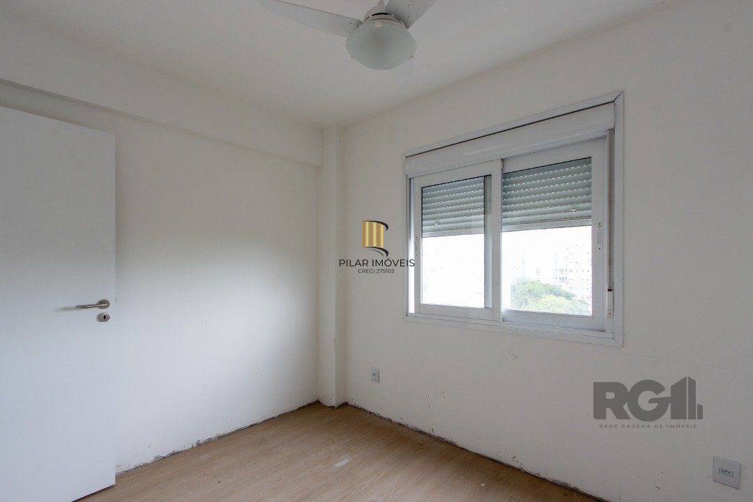 Apartamento para Venda - 71m², 2 dormitórios, sendo 1 suites, 2 vagas - Camaquã