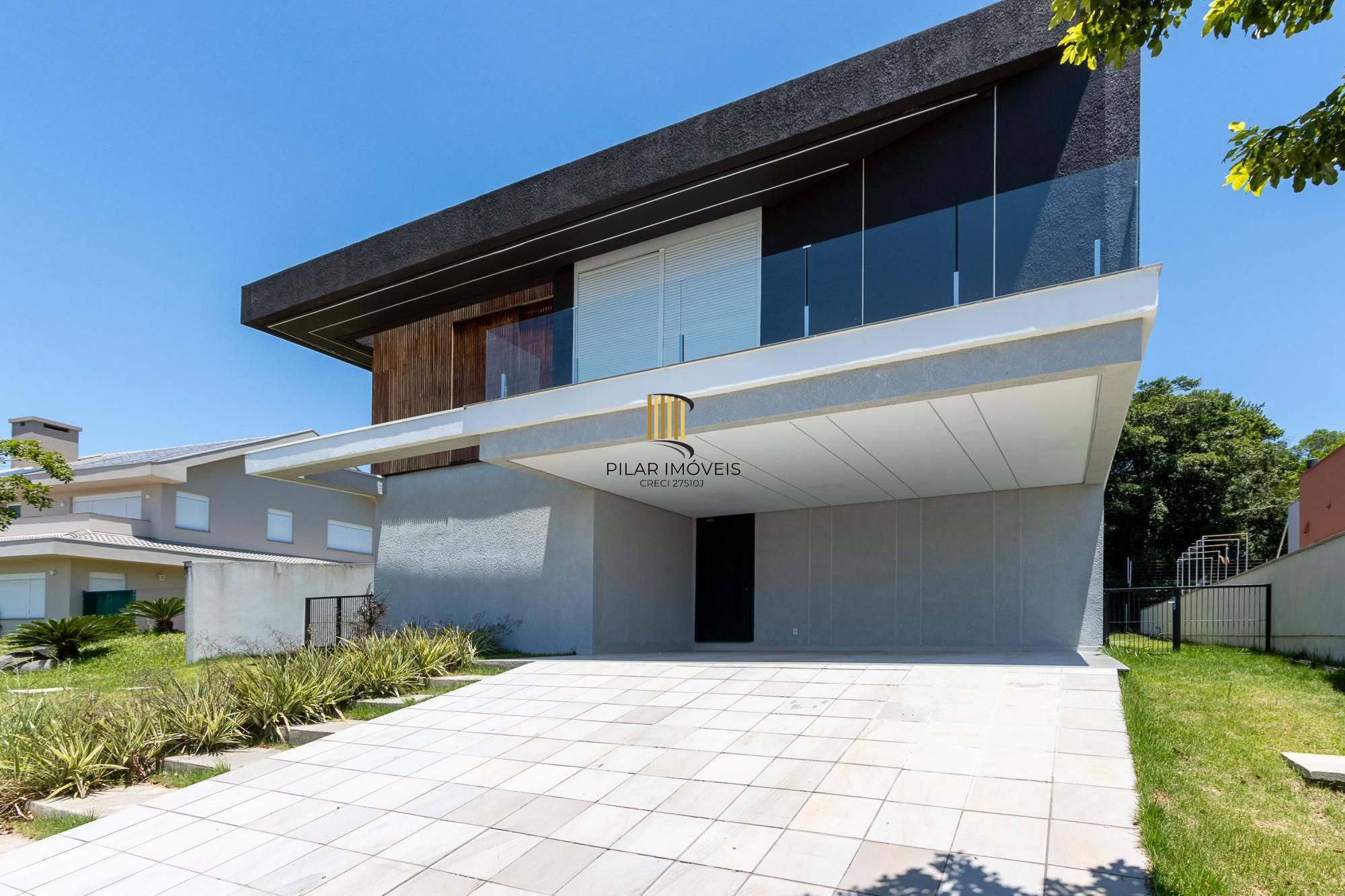 Casa Condominio para Venda - 300m², 4 dormitórios, sendo 4 suites, 2 vagas - Alphaville