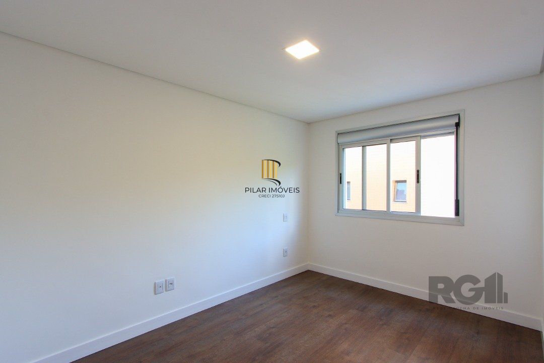 Apartamento em Porto Alegre no Bairro Petrópolis, de 1 quarto, semi mobiliado.