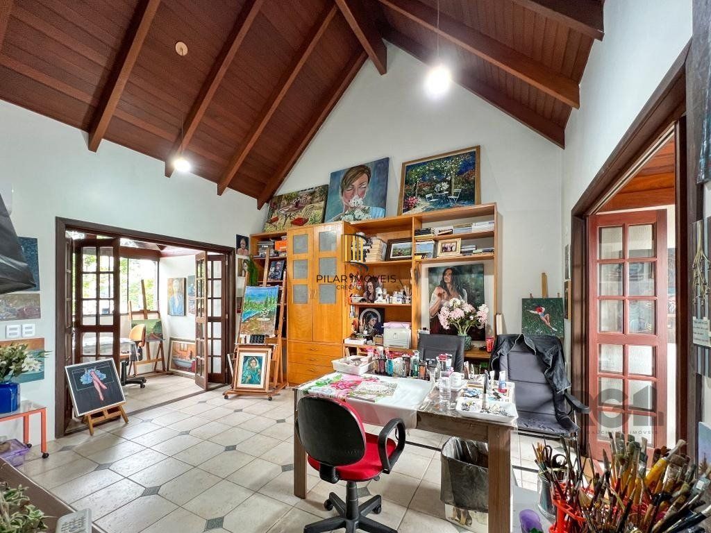 Excelente casa em condomínio no Bairro Tristeza - Ao lado do Shopping Paseo