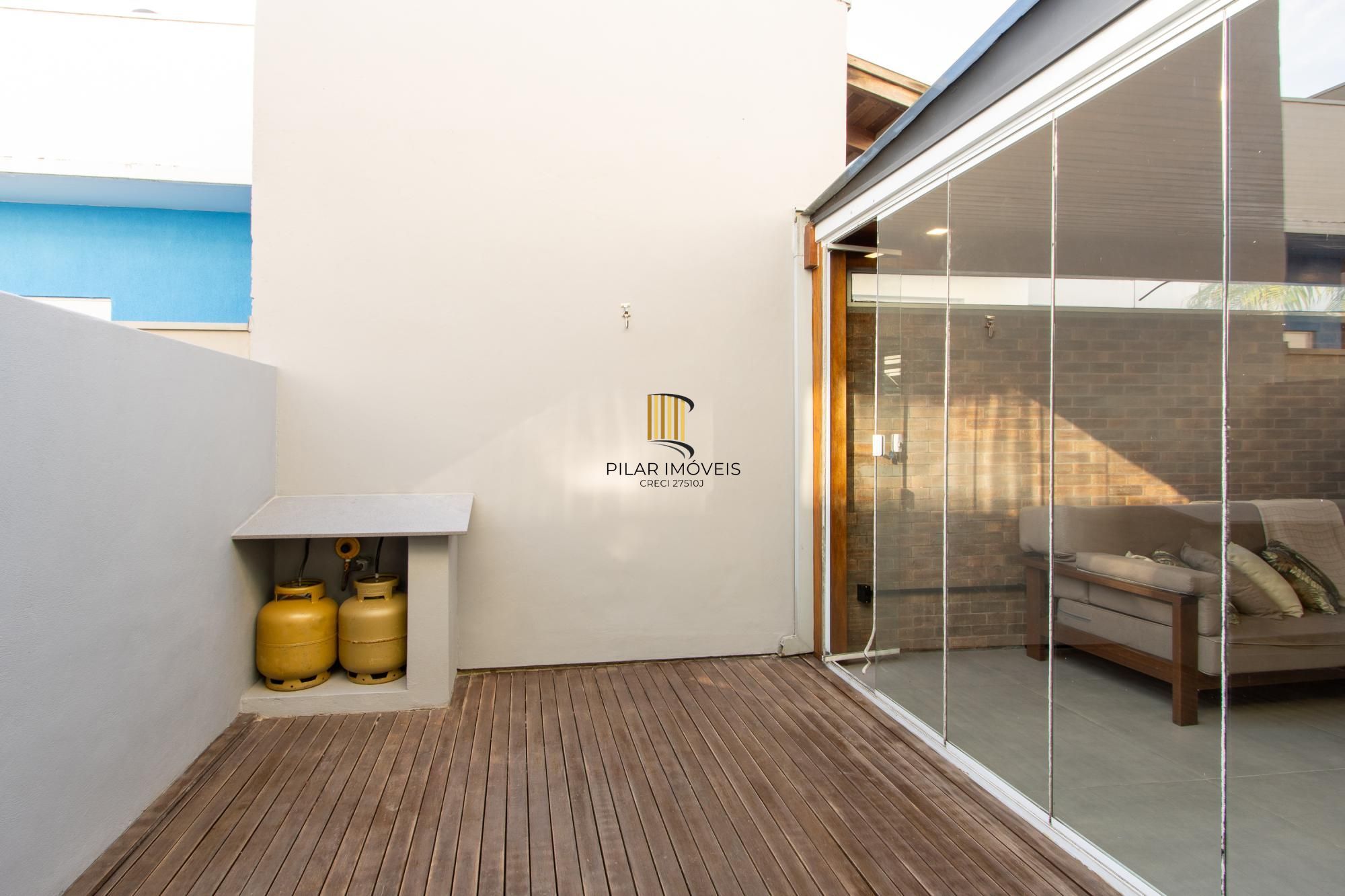 Casa em condomínio