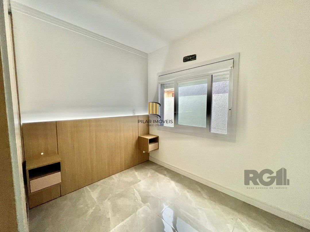Casa 2 dormitórios no bairro Jardim Beira Mar