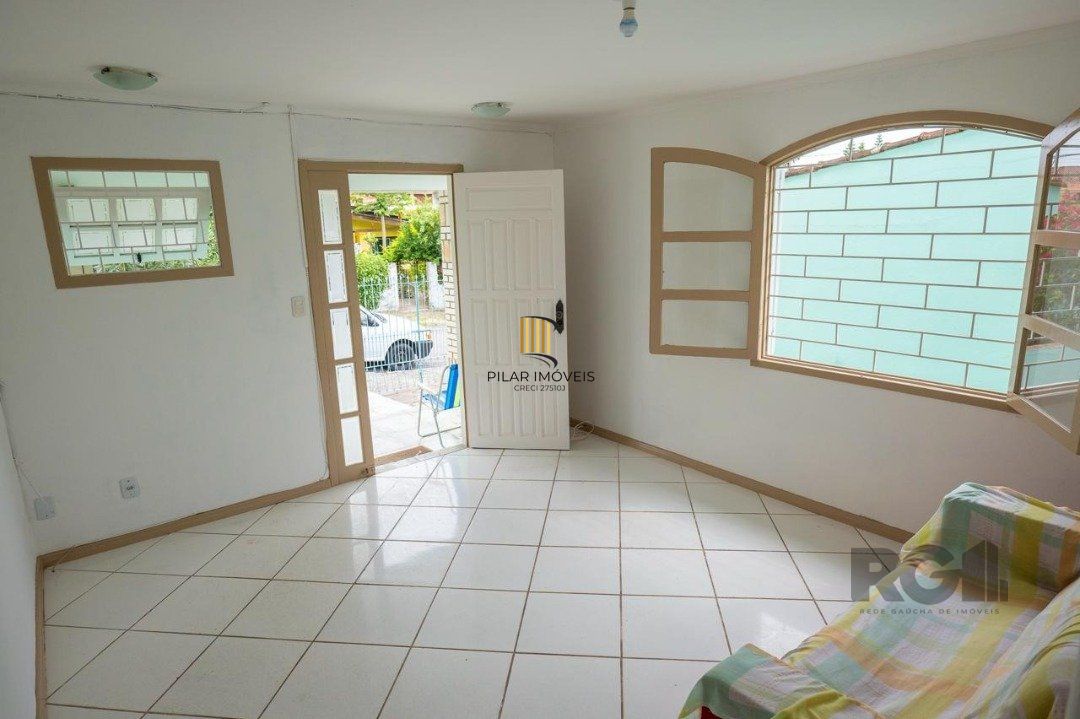 Casa para Venda com 6 dormitórios e 4 vagas no bairro Espirito Santo