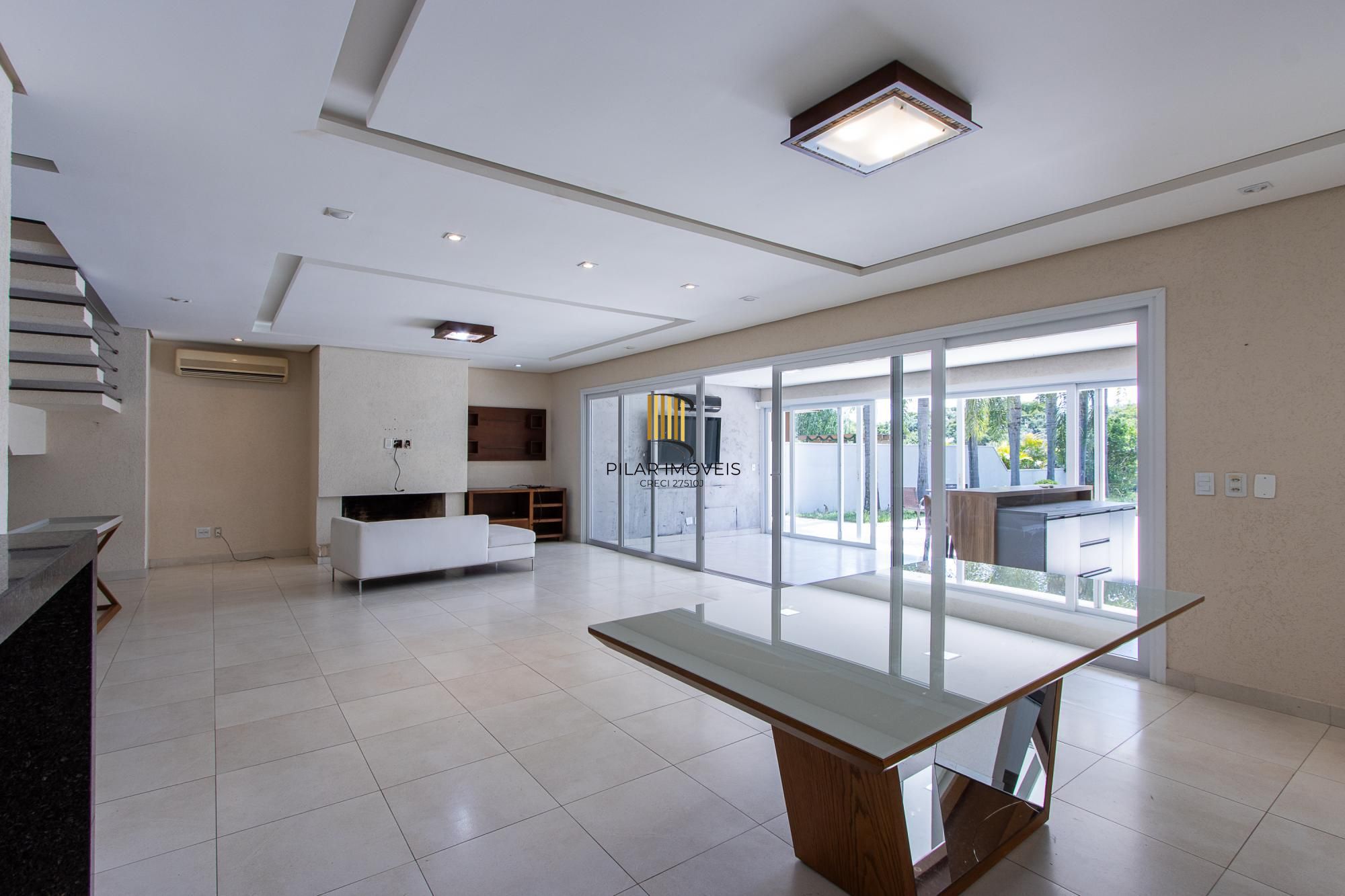 Casa de Condomínio 4 dormitórios no bairro Belém Novo