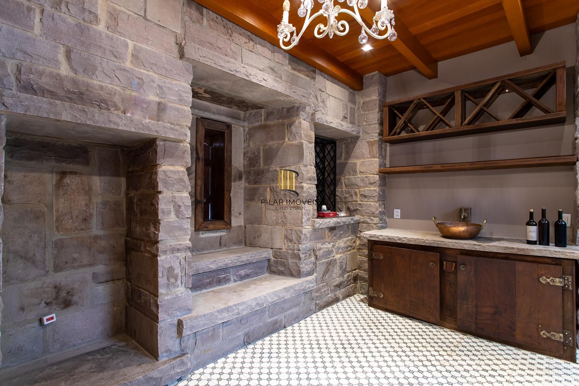 Casa de Condomínio 4 dormitórios no bairro Terraville